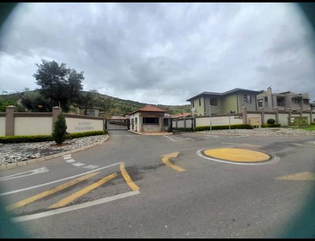 LAND FOR SALE IN NINAPARK